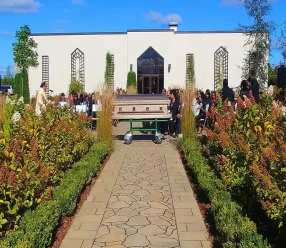 1-20180922-101754-FB1-mb-sm